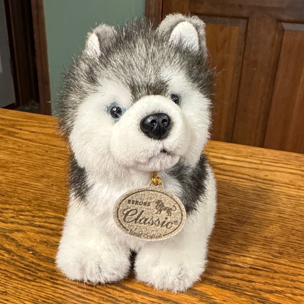 Vintage 2003 Aurora Hand Crafted Plush Husky Dog, NEW